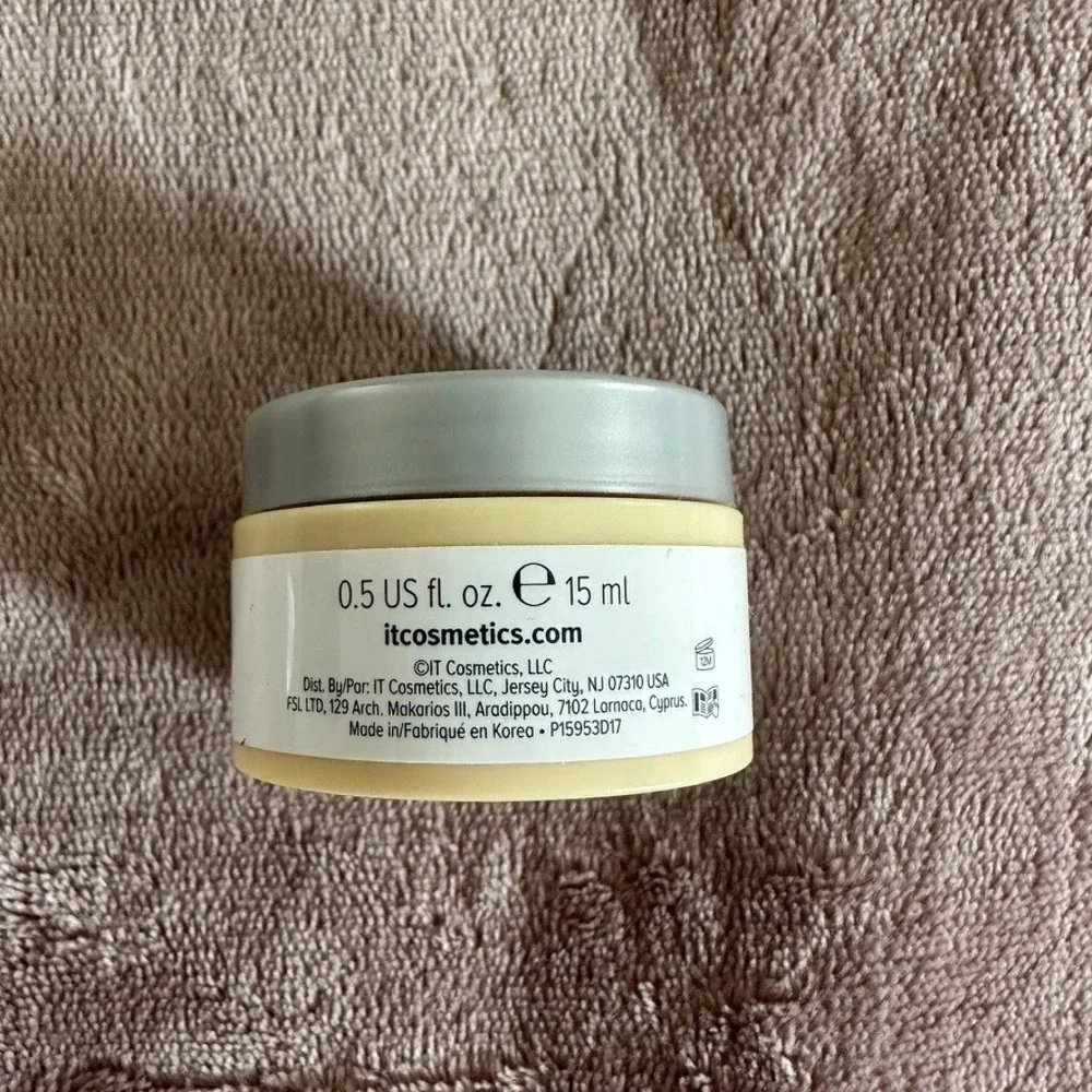 IT‎ Cosmetics Confidence in a Cream Transforming Moisturizing Cream 0.5 fl oz
